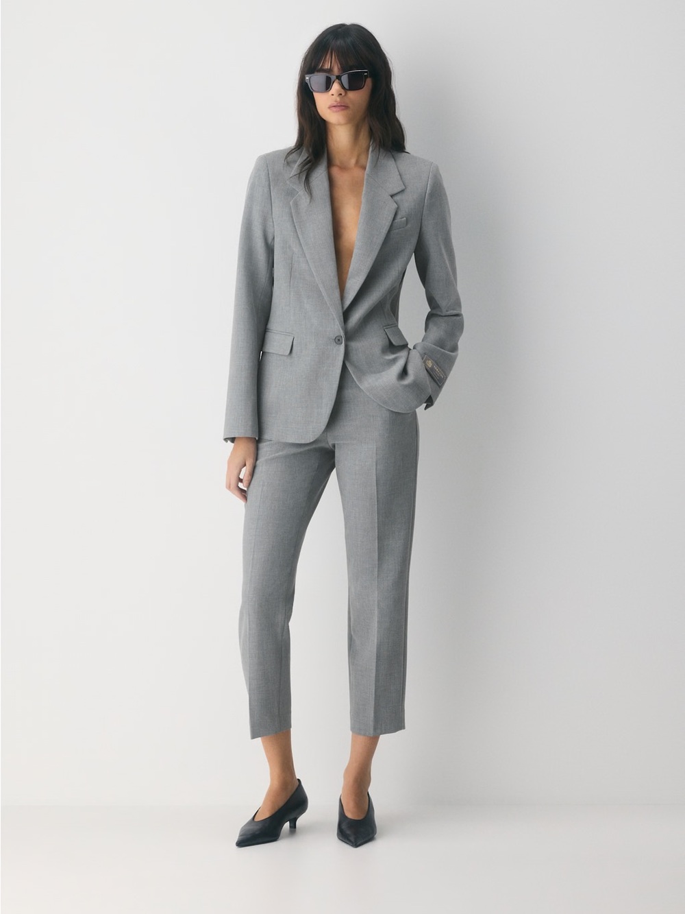 Tailored Gray Women's Aritzia Babaton slack pants size 2 nwt